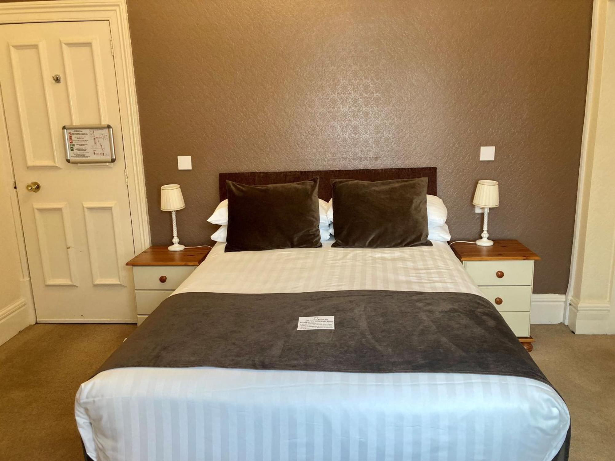 The Bentley Brook Inn Ashbourne  Exterior foto